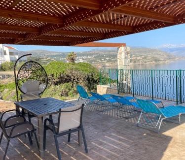 Atsipópoulon Apartamento | Family big apartment next to the Sea 2-5 people