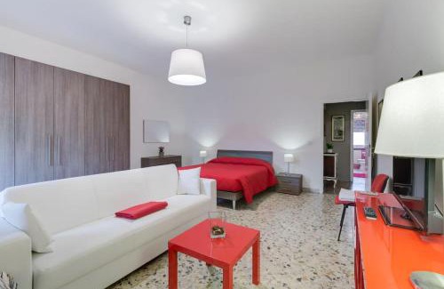Municipio VII Apartamento | Family big house with parking front Metro Rome