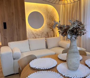 Ursynow Apartamento | Family & Business Apartments PREMIUM SPA No 3 - 2 Bedroom with Private Jacuzzi, Balcony, Parking
