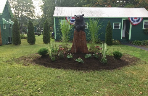 Schroon Lake Cabina | Family cabin at Rowe’s Cabins .We are the family fun place.