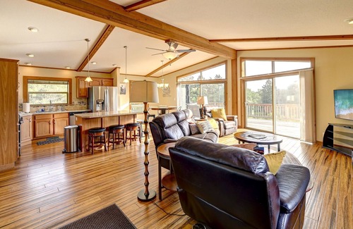 Wisconsin Dells Casa | Family Cabin Escape with Games Near the Dells