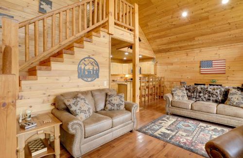 Van Buren Casa | Family Cabin with Deck By Mark Twain Natl Forest!