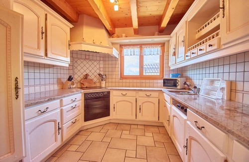 Champery Chalet De Esquí | Family chalet overlooking the Midi Teeth