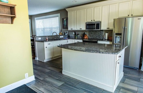Irvington Casa | Family City Farm House - Walking trail, and beautiful kitchen