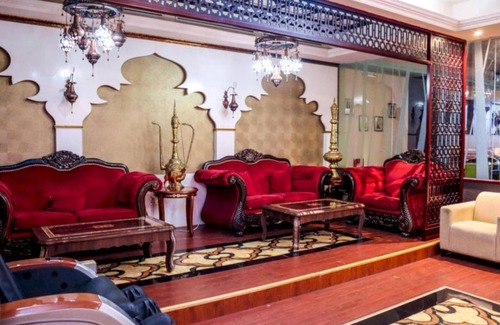 Naif Casa | Estancia familiar cómoda en Dubái