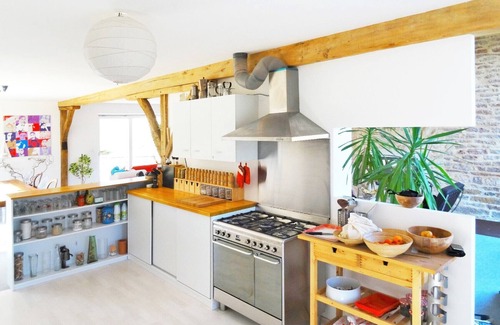 Beurizot Cabaña | Family cottage for 5 people with large garden, barbecue and play area!