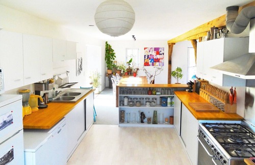 Beurizot Cabaña | Family cottage for 5 people with large garden, barbecue and play area!