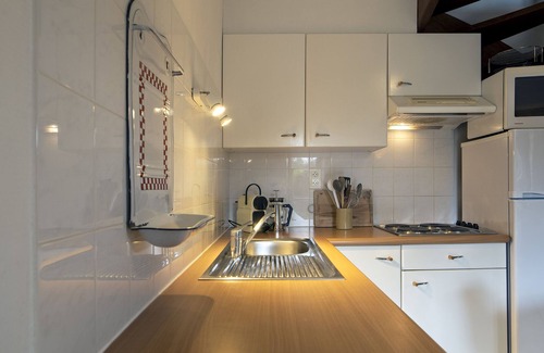 Saint-Genies Cabaña | Gîte-Confortable-Habitación con desagüe-Vista al campo-Gîte Terrasse