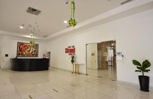 The Strand Apartamento | Family Cozy Homestay - Alpha IVF at Strand Mall