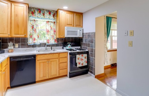 Camden Casa | Family Delaware Vacation Rental - 4 Mi to Dover