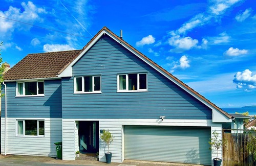 Westward Ho Casa | Propiedad costera moderna para familias y perros, con impresionantes vistas al mar