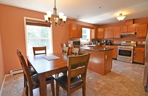 Cavendish Casa | Family & dog friendly house w/ deck & game room. Minutes to town, Okemo & lakes