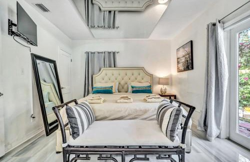 Victoria Park Casa | Family Escape 2BR Main plus 1BR Cottage Heated Pool
