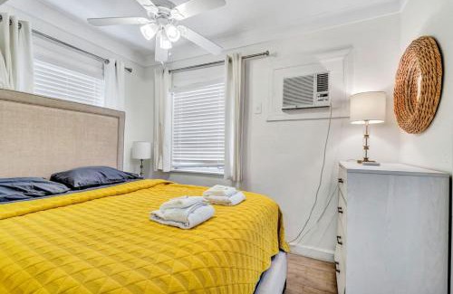 Victoria Park Casa | Family Escape 2BR Main plus 1BR Cottage Heated Pool