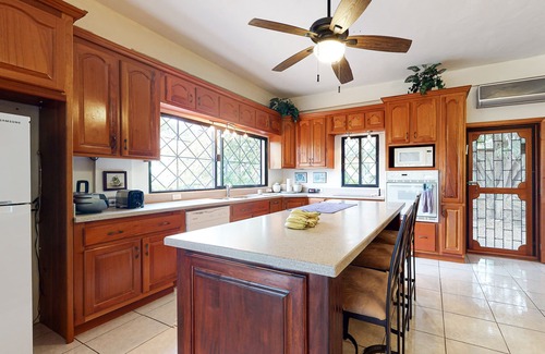 Santa Elena Casa | Family Estate with High-Speed WiFi, Private Pool, Basketball, Office, & Patio