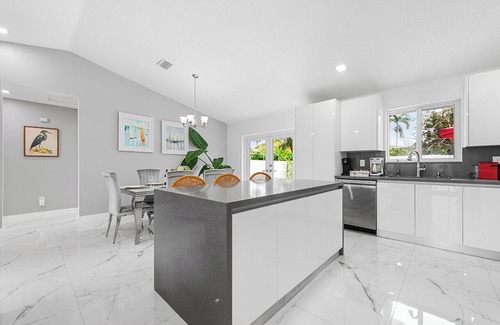 Homestead Casa | Bright Villa, Heated Pool, 2 Kings, by Everglades, Biscayne & Keys