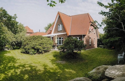 Neufeld Casa | Family-friendly vacation home - 300m to the sea