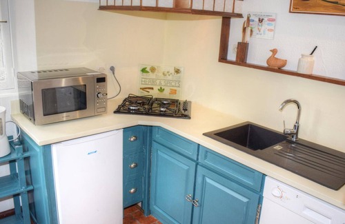 Souvigny-de-Touraine Cabaña | Acogedor Gîte en el Bosque de Amboise: 2 Hab, Joven Parc, Bicis, WiFi, Mascotas, Chimenea