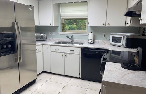 Wright Casa | Family friendly 3 bed 2 bath a short drive to the prettiest beach in NW Florida