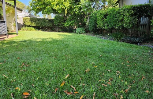 Sandstone Point Casa | Family friendly 3 bedroom house with garden, full amenities, and use of pool.
