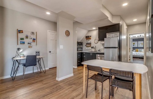 Briargate Casa | Family-Friendly - Cozy Modern - Convenient - USAFA - Air Force Academy