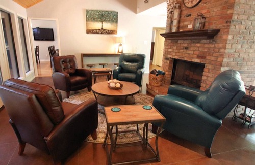 Holly Lake Ranch Casa | Family Friendly Private Gated Resort Retreat