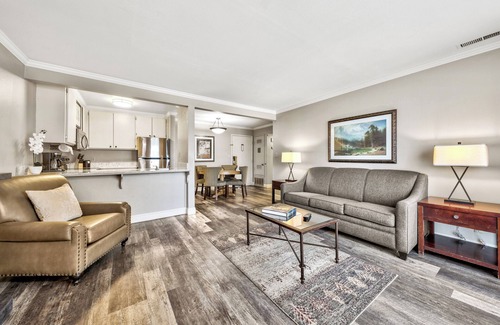 South Lake Tahoe Complejo | Family-friendly Accommodation! Pets Allowed,Breakfast! Close to Tamarack Express