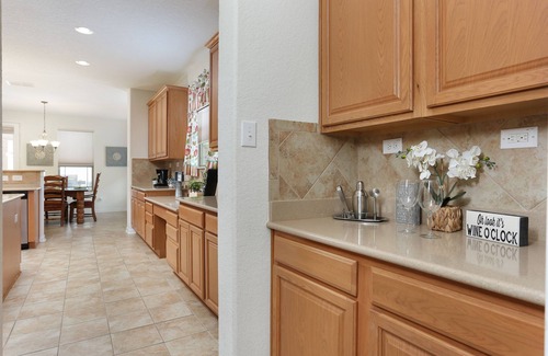 Stone Oak Casa | Apto para toda la familia de 1 piso a casa minutos del centro de San Antonio
