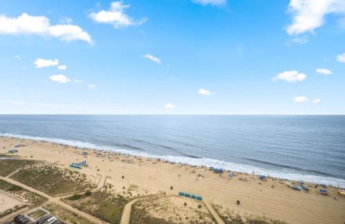 North Ocean City Apartamento | Family Friendly 16th floor 2BR Atlantis, Direct Oceanfront, Open Balcony,