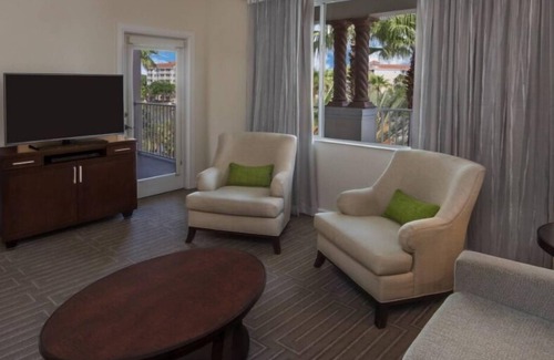 Williamsburg Complejo | Family friendly 2-bedroom Full kitchen. Golf ,pools.restaurants,activities.