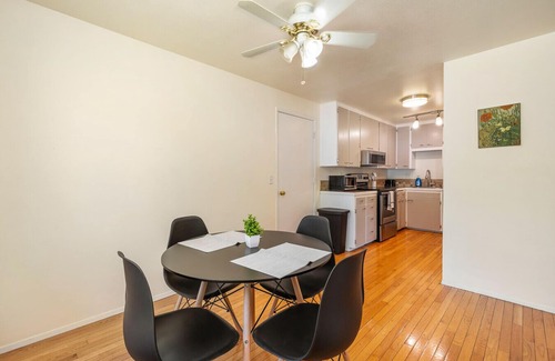 Picnic Point-North Lynnwood Casa | Family-Friendly 2BR Home in Lynnwood w/Parking