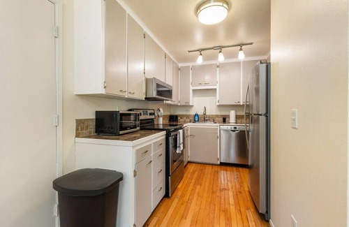 Picnic Point-North Lynnwood Casa | Family-Friendly 2BR Home in Lynnwood w/Parking