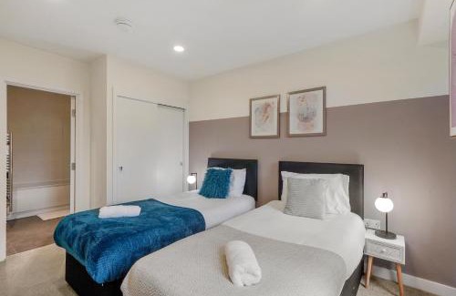 Bedford Apartamento | Family Friendly 2BR in Bedford, Parking, Free WiFi, Gym & Cinema room