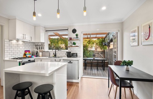 Moonee Ponds Casa | Family Friendly 3-Bed with Courtyard & Parking