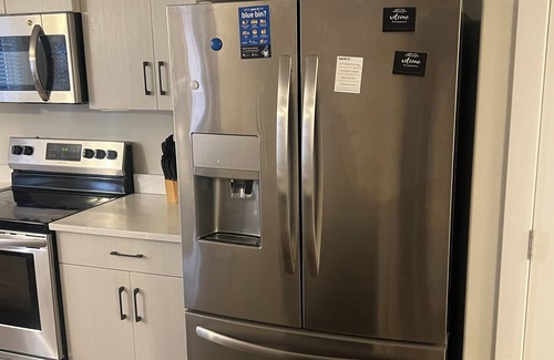 Saskatoon Casa | Family Friendly 3 bedroom Home Away from Home