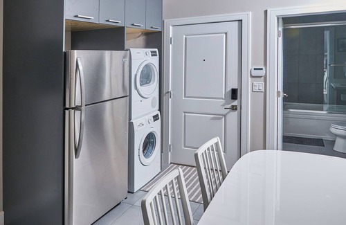 Burnaby Apartamento | Family Friendly 3 Bed Rooms Basement Suite The Chateau - ST No. 00177094