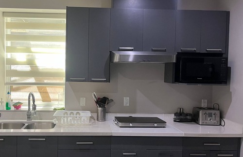 Burnaby Apartamento | Family Friendly 3 Bed Rooms Basement Suite The Chateau - ST No. 00177094