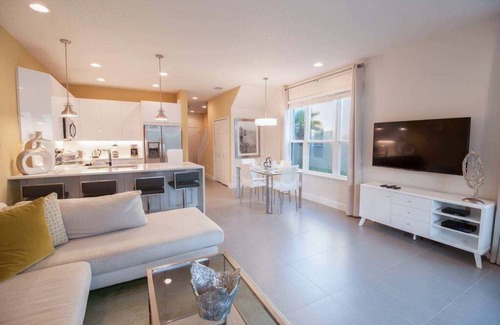 Clear Creek Casa | Family-friendly 3-bed, 3-bath villa in Clermont with private pool, near Disney.