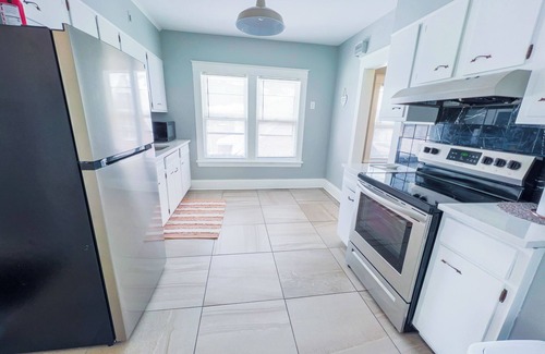 Niagara Falls Casa | Family-Friendly 3Br-Free Parking & Wifi