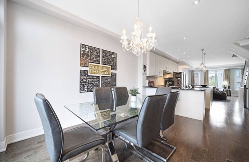 Lakeview Casa | Family-Friendly 3BR Mississauga Home w/ Parking