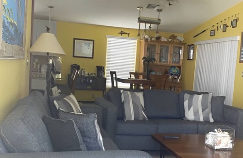 Indian Waterways Casa | Family-Friendly 3BR House! Easy Access to Ocean