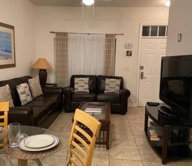 Venetian Bay Villages Apartamento | Family Friendly 3BR near Disney September specials