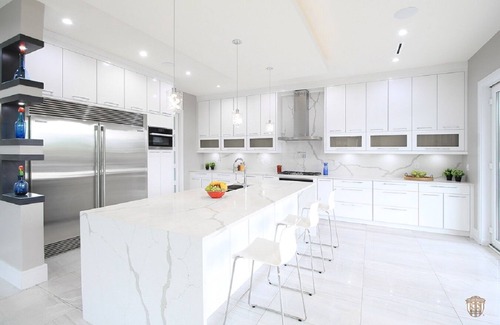Burnaby Casa | 2025 Family Friendly 4 Bed Rooms house The Chateau - ST No. 00177094
