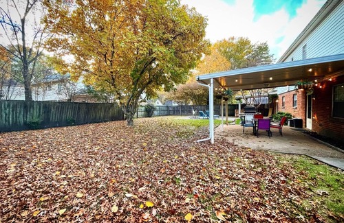 Ellendale Casa | Family-Friendly 4-Bedroom Retreat with Game Room and Outdoor Seating