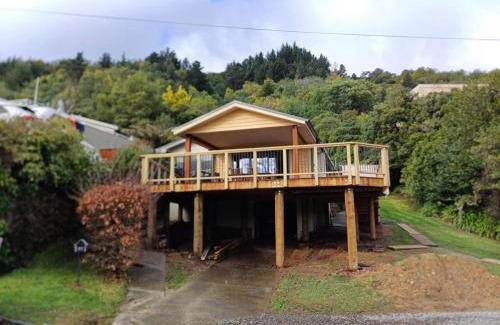 Picton Casa | Family friendly 4 bedroom home with outdoor living
