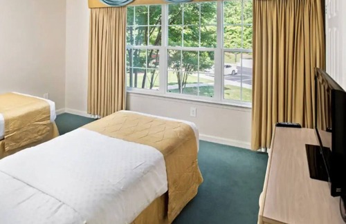 Berkeley Complejo | Family Friendly 4 Bedroom Suite @ Greenspring Vacation Resort