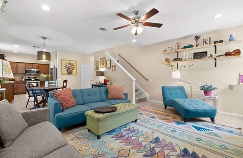 Austin Casa | Family-Friendly 4BR House with Backyard Oasis & Multi-Month Discounts