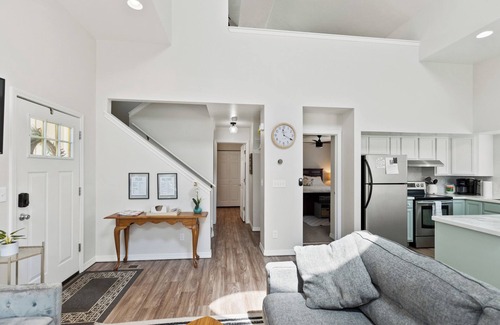 Pocatello Casa | Family-Friendly 4BR + Loft - Sleeps 10 in Town!
