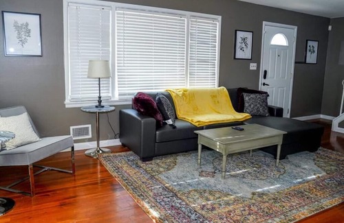 Columbus Casa | Family-Friendly 4BR – Spacious, Comfortable & Work-Ready