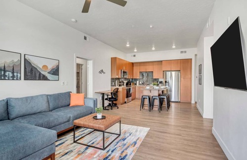 Clearfield Apartamento | Family Friendly - 4th Story w Elevator - King Beds